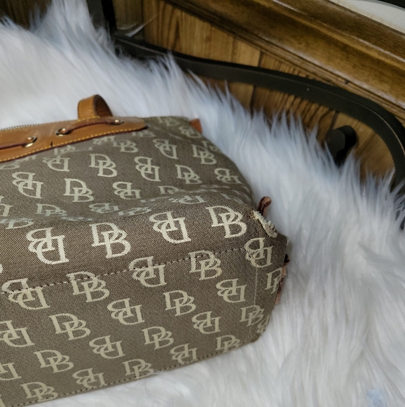 Vintage Dooney & Bourke - Picture 8 of 11